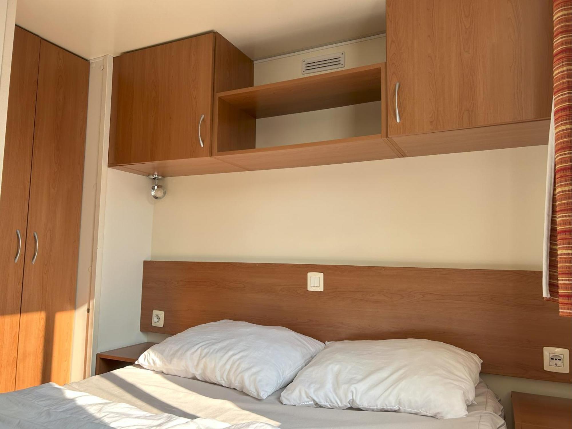 Adriacamp Mobile Homes Rosepineta * Rosapineta
